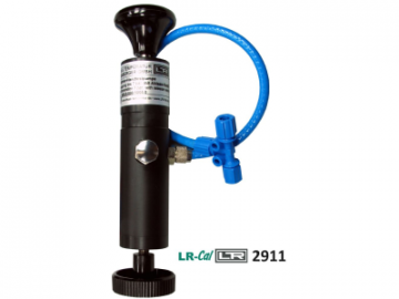 Leitenberger pneumatic low pressure test pump model LR-Cal 2911 for calibration